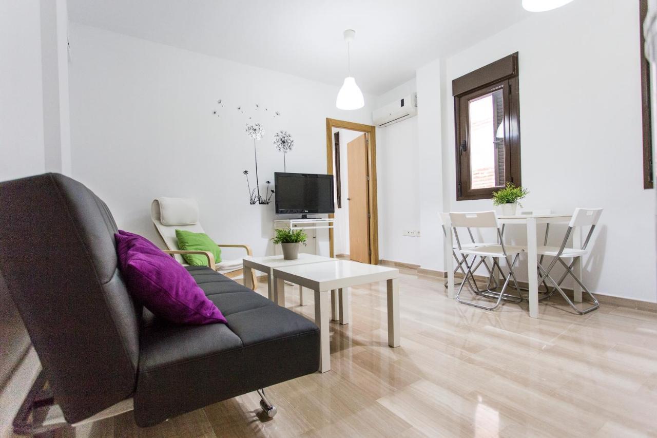 C&V Apartamentos - Horno De Marina Гранада Екстериор снимка