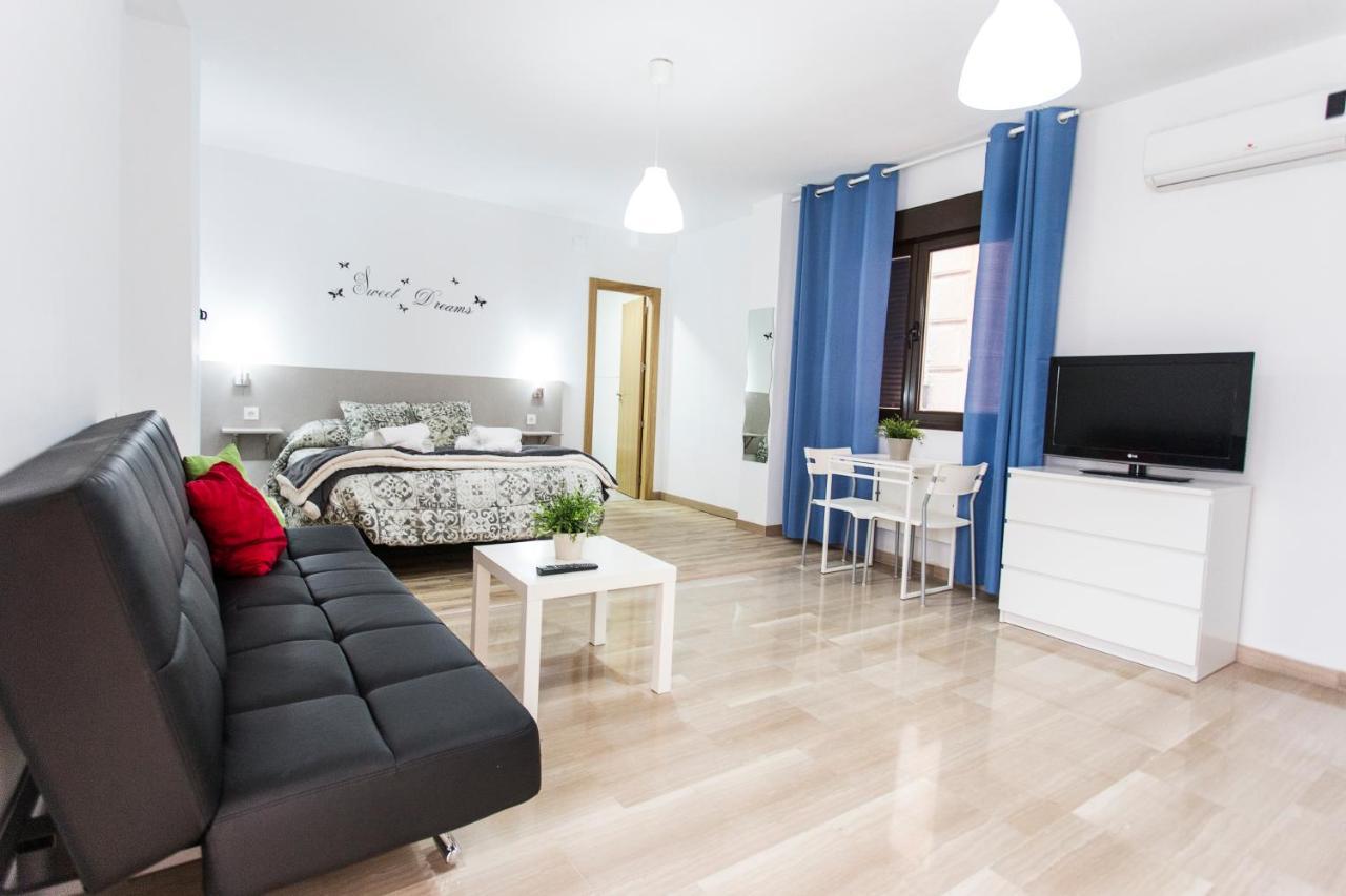 C&V Apartamentos - Horno De Marina Гранада Екстериор снимка