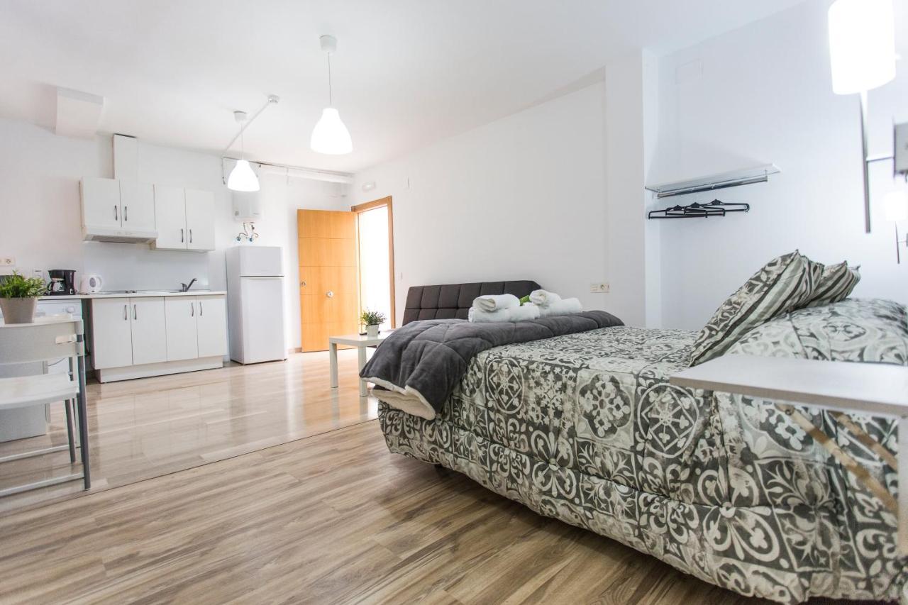 C&V Apartamentos - Horno De Marina Гранада Екстериор снимка